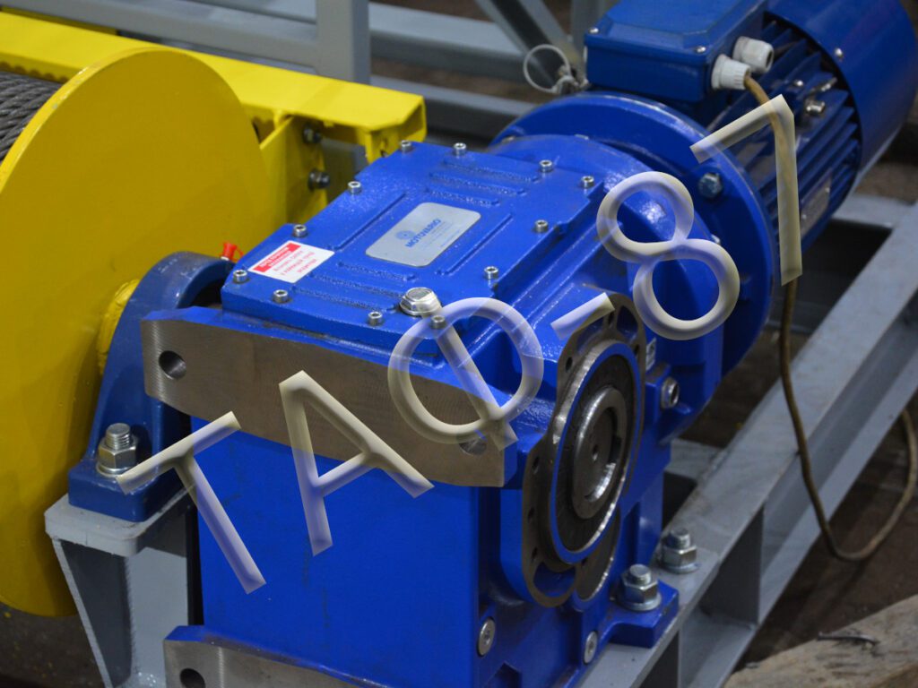 будівельний фасадний підйомник