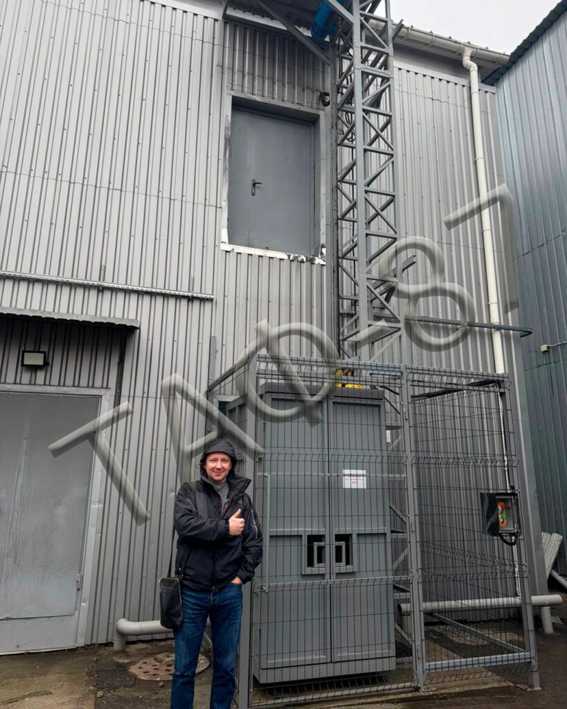 щогловий-будівельний-підйомник-ТАФ-ЛІФТ