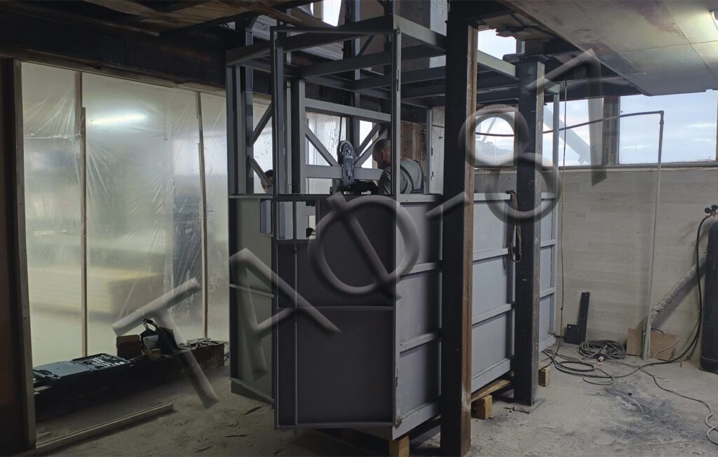 консольний-підйомник-ТАФ-ЛІФТ-монтаж